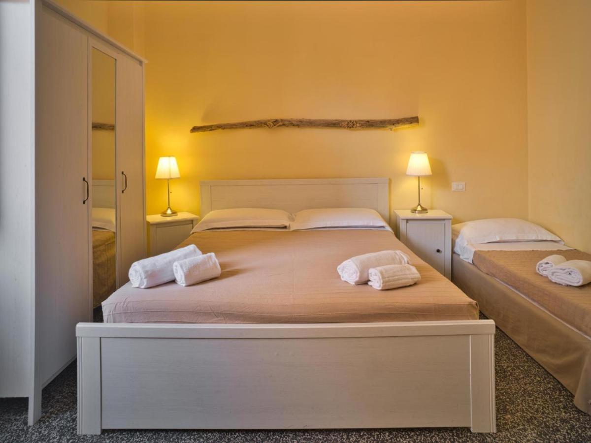 Hotel 2 Passi Dal Mare à Finale Ligure Extérieur photo
