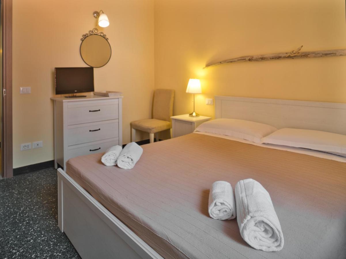 Hotel 2 Passi Dal Mare à Finale Ligure Extérieur photo