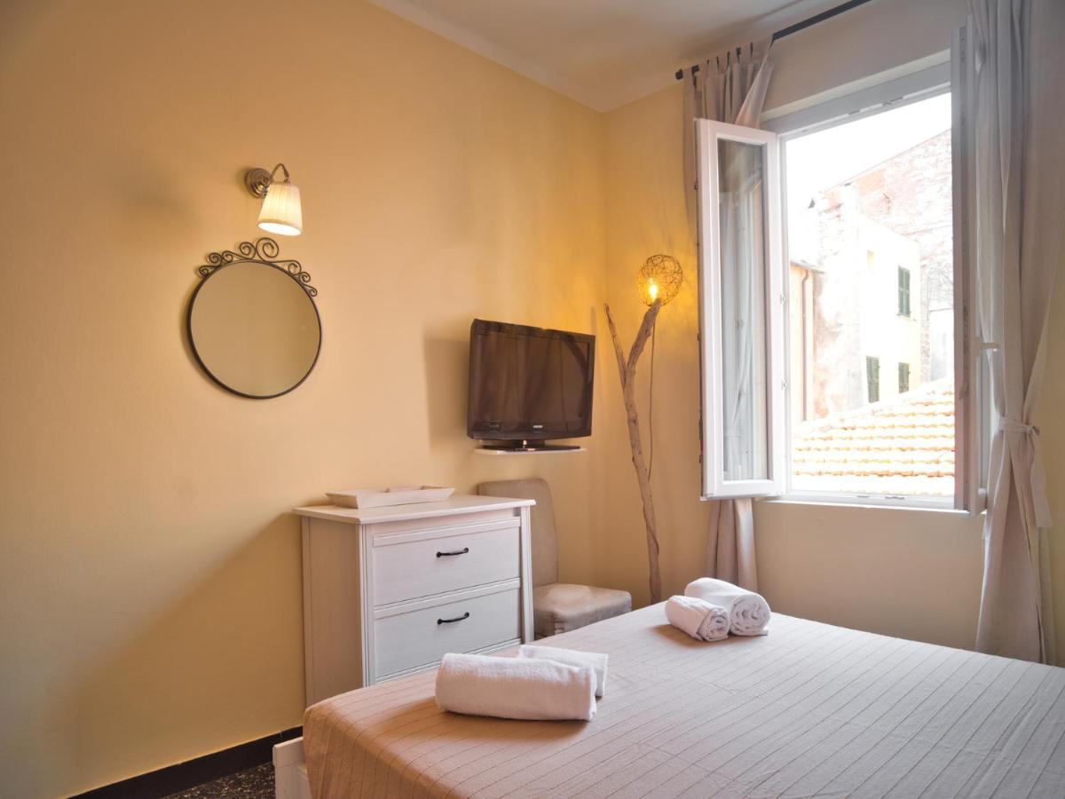 Hotel 2 Passi Dal Mare à Finale Ligure Extérieur photo